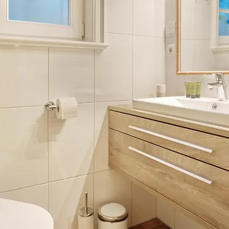 Emil Nolde Friedrichshain Апартаменты